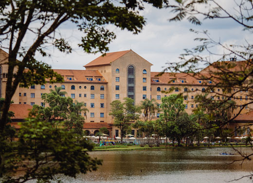 Lago do Grande Hotel termas de Araxá.